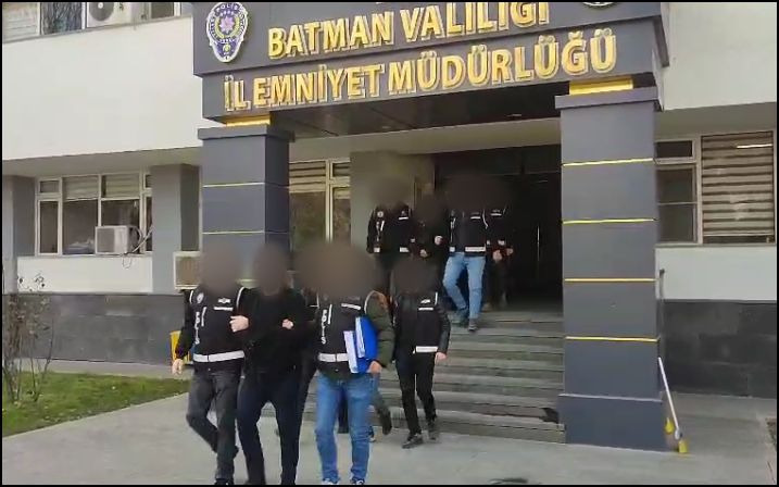 SAHTE MİTÇİLERDEN İKİSİ TUTUKLANDI