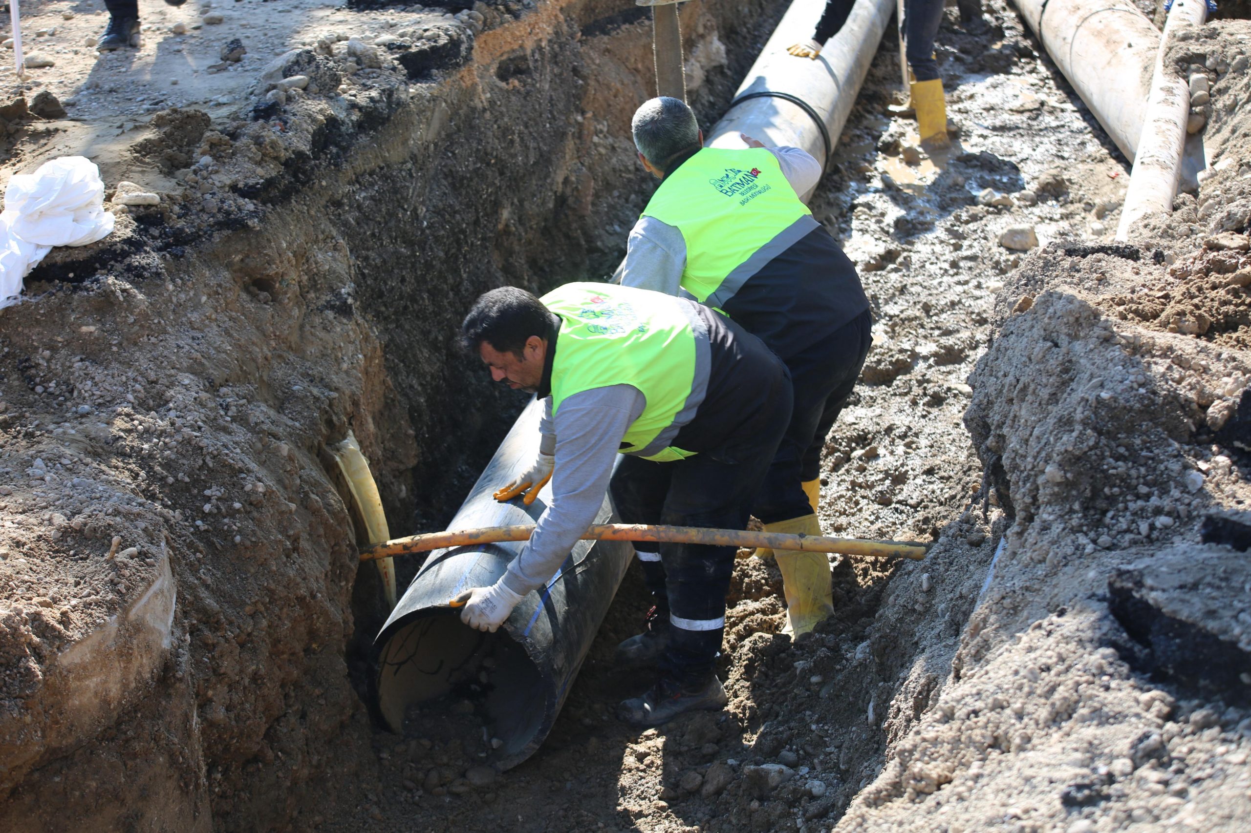 Batman Belediyesi Su ve Kanalizasyon İşleri Müdürlüğü (BASKİ), kentte yağışlı