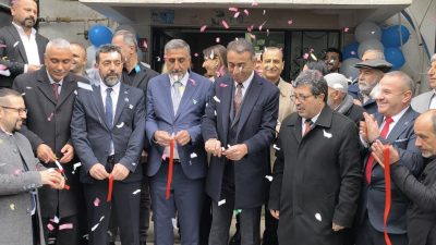 Batman’da Dost Parti İl Başkanlığı’nın açılışı düzenlenen programla gerçekleştirildi...