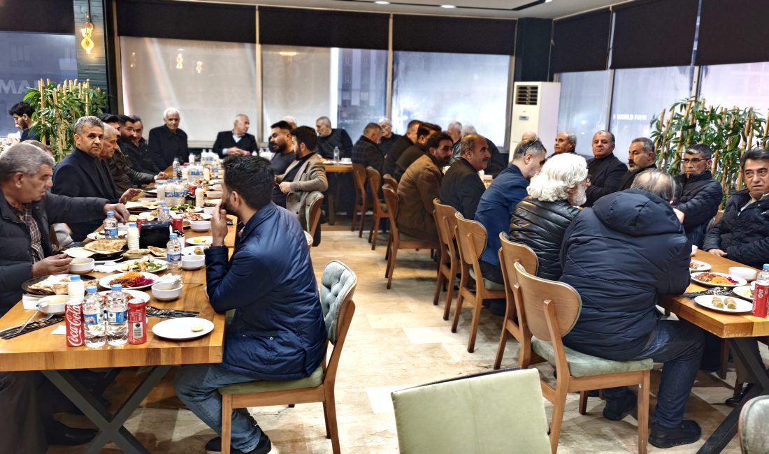 Kejanlılar Derneği tarafından düzenlenen iftarlı genel kurul programı, yoğun katılımla