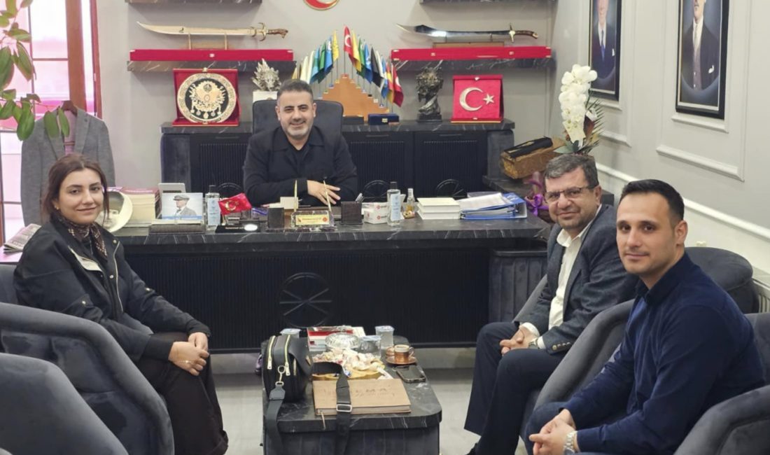 Öz Sağlık-İş Sendikası Batman Şube Başkanı Ahmet ALTUNÇ ve beraberindeki