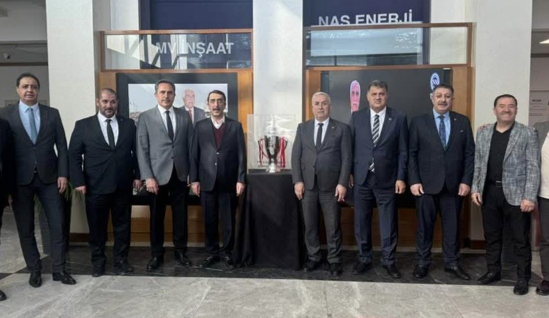 TÜM-ORSİAD Genel Başkanı Muzaffer BAĞ ve beraberindeki yönetim kurulu üyeleri,