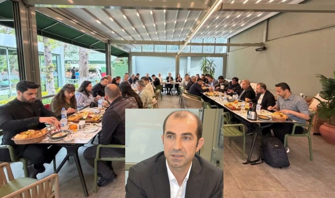 Batman’da düzenlediği basın toplantısında konuşan Halkların Eşitlik ve Demokrasi Partisi