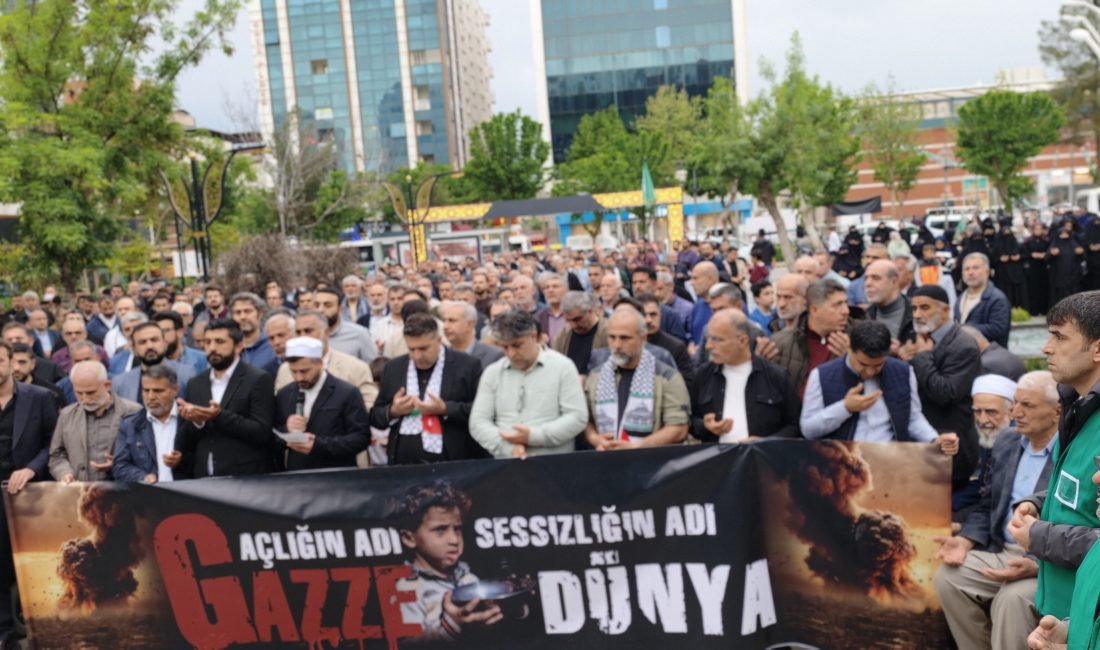 Batman’da Sivil Toplum Kuruluşları ve vatandaşların katılımıyla, Gazze’de yaşanan gelişmeler