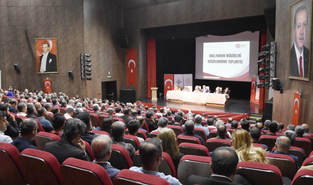 İl Millî Eğitim Müdürlüğü tarafından Okul/Kurum Müdürleri Bilgilendirme ve Değerlendirme