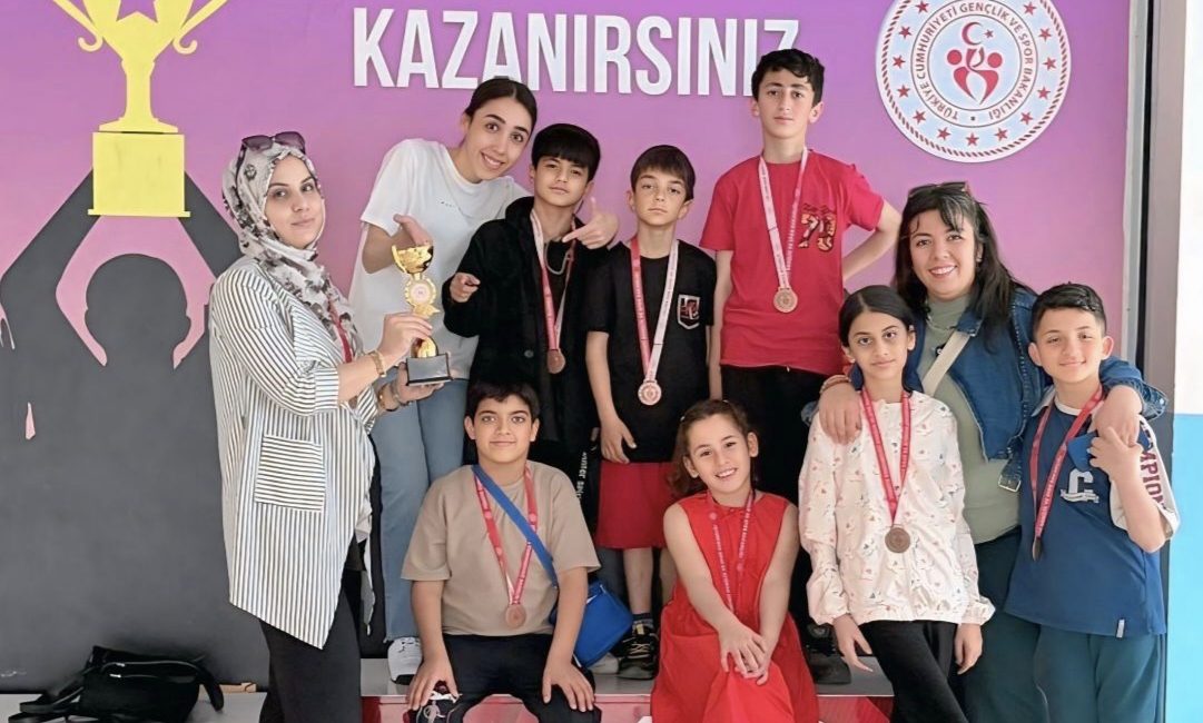Engelliler Haftası (10-16 Mayıs) kapsamında Vakıfbank İlkokulu tarafından düzenlenen anlamlı