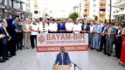 Batman Yapı Müteahhitleri Birliği (BAYAM-BİR), düzenlenen törenle hizmete açıldı...